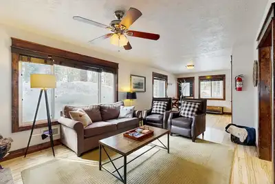 Image de Central McCall Escape Walk to Everything