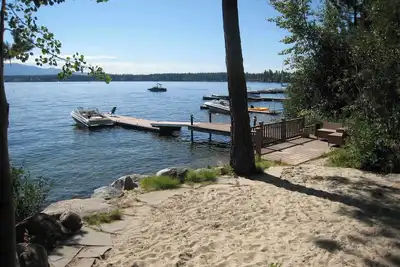 Image de McCall Lakehouse Private Dock, Beach & Grill