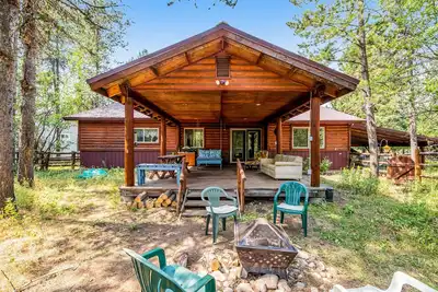 Image de Cozy McCall Gem | Half Mile to Downtown