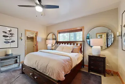 Image de Modern Mountain Cabin 2 Miles to Downtown