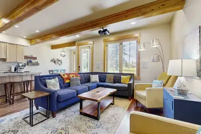 Image de Golf Course Townhome Peloton & Ev Charger