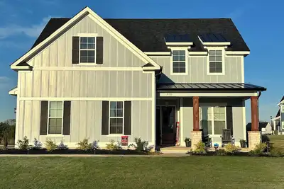 Image de Masters Rental-3 bedroom  3 bath home perfectly located close to 3 golf courses