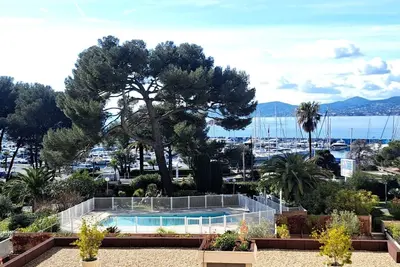 Image de Appartement bien situé avec une belle vue mer.