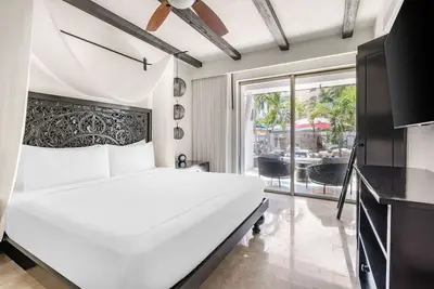 Image de Modern 2br Suite w/ Kids’ Pool View – Near Plaza del Pescador Shopping