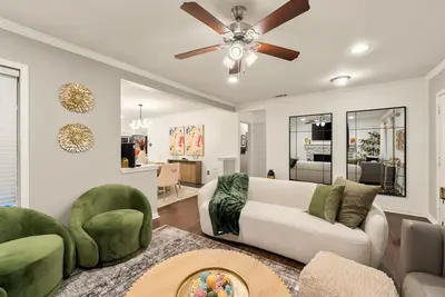Image de Spacious 4br Home - King Suite - Family Friendly - Near Dallas Attractions