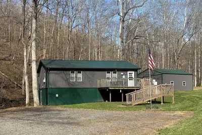 Image de Enjoyable 3-bedroom house along a nice creek near Tar Hollow State Park