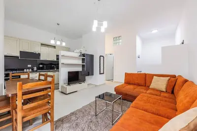 Image de Beach Nest Escape | 2br Cozy Apartment by PikHost