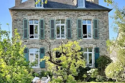 Image de La Belle aux Volets Verts - Elégante Maison