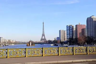 Image de Small studio in beautiful location Paris