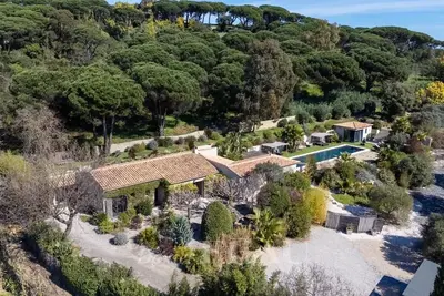 Image de 5-Bedroom Villa with Private Pool close to Pampelonne beach and St Tropez