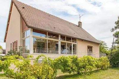 Image de Maison 110 m2 à 8 mn de Chalon Sur Saône entièrement rénovée
