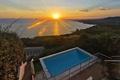 Image de Villa des Fées avec piscine privée et vue mer