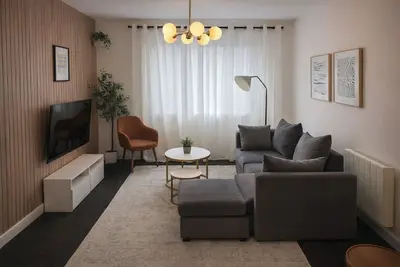 Image de Manchester Apartment Sleeps 4 + Free Parking