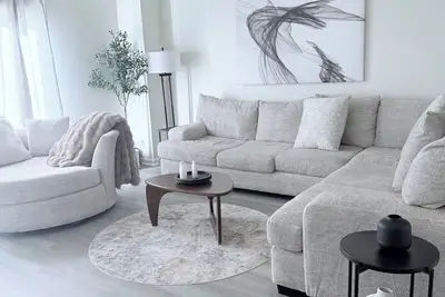 Image de Modern 2br Condo Near Downtown Cleveland, Airport & Sports Stadiums