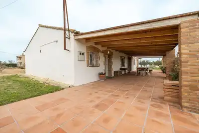 Image de Maison de Vacances 'Masia Barrière Figueroa' avec Terrasse Privée, Jardin et Wi-Fi