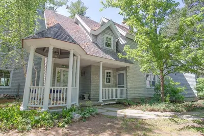 Image de Awesome 5-bedroom house on Pike's Point