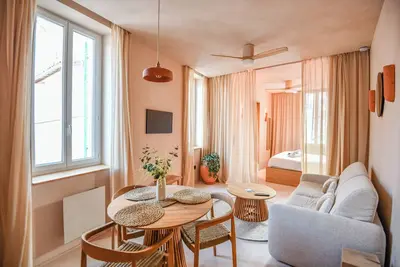 Image de Le Charras - Appart standing proche plage Catalans