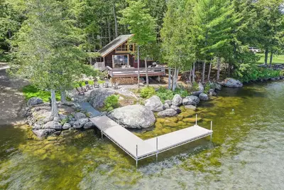 Image de Lake Front on Beech Hill Pond, 2 Kayaks, Canoe, Paddle Board Provided