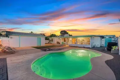 Image de Relaxing 4br with Pool, Game Room & Bbq Fun