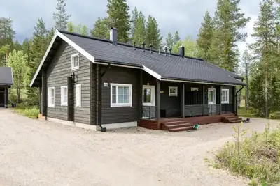 Skicamp 3 - Modern 3br Villa in Pyhätunturi