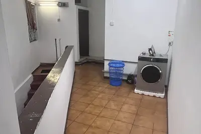 Image de Modern hotel 5 mins from airport, 4 rooms, nice view & WiFi