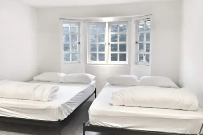 Image de Colonie 1112 : 8 Pax