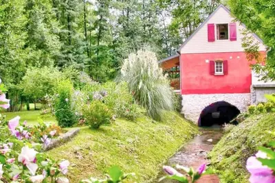Image de Moulin Vrindavan, Havre de paix en pleine nature.
