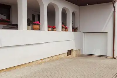 Image de Vacation home on Lake Balaton with lake view, jacuzzi and fruit in the garden