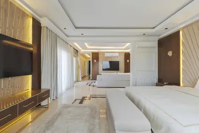 Image de Alsawah Grand Palace at Sheikh Zayed - 6br, Pool & Private Garden