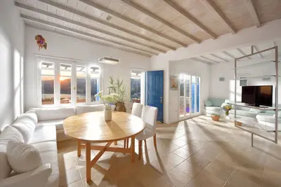 Image de Villa Chrysta Mykonos – Idéale pour les familles avec piscine, terrasse et vue mer