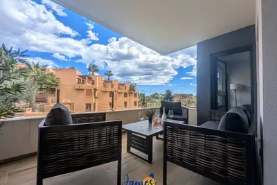 Image de Chic 2 bedroom Apartment with Comunal Pool Vm75