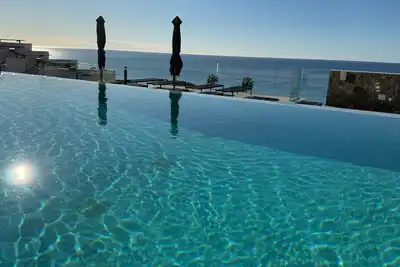 Image de Maison de vacances « Exclusive Getaway – Vue sur l’Océan » avec vue mer, Wi-Fi et climatisation