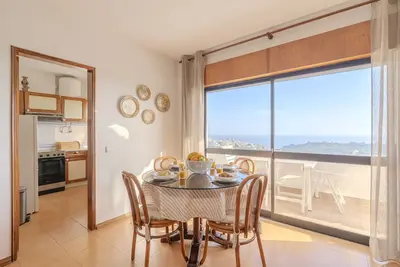 Image de #349 Miramar Apartment | Sea Views