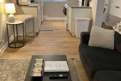 Image de Pet-Friendly Apartment Near Blackstone Dining & Unmc