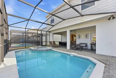 Image de 6br Themed Home w/ Pool | Windsor Island