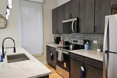 Image de Renovated 3 Bedroom Chicago Downtown Pilsen