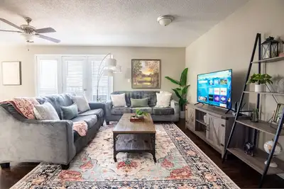 Image de Ridge Retreats Unit B - Balcony/Wifi/4 Queen Beds