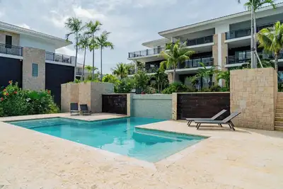 Image de Luxury apartment on gated community Blue Bay within walking distance to the beach