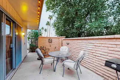 Image de Dog-Friendly Home near Downtown with Private Patio, Gas Grill, Central A/C, W/D