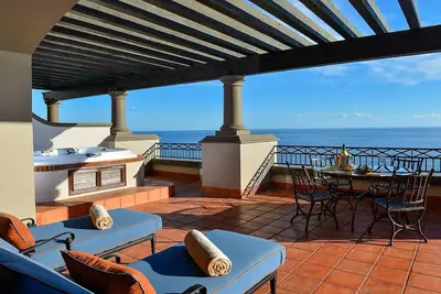 Image de Beachfront Junior Suite  in Pueblo Bonito Sunset Beach