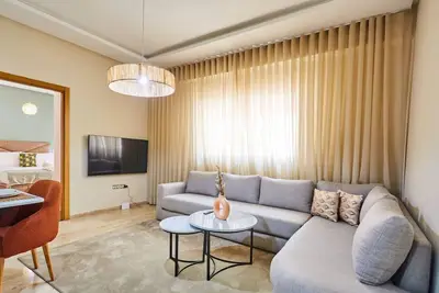 Image de City Escape: Modern 1-Bed Near Casa Voyageurs