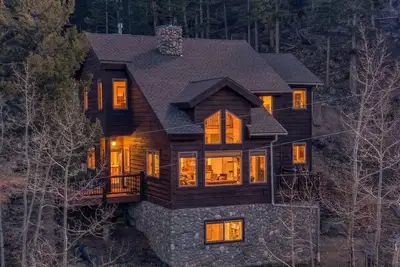 Image de The Hideaway in Evergreen Hot Tub Views Privacy