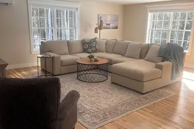 Image de Spacious new 2 bedroom home in charming Bass Harbor