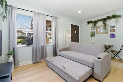 Image de 2 Bedroom Near Beltline, Mercedes Benz Stadium & State Farm Arena
