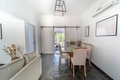 Image de Casa Tulia. Tu estadía perfecta! Piscina y Jardines de ensueño! !