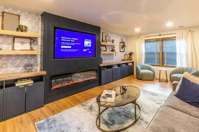 Image de Family Retreat w/ Hot Tub, Game Room in Lincoln