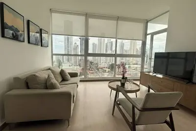 Image de Stunning 3br with Views, Balcony and Parking