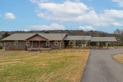 Image de Spacious Fishing Getaway by Lake Guntersville!
