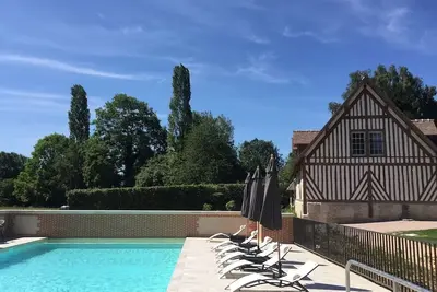 Image de Explore Normandy from Historic Manor w/ Pool & Spa Near Beaches & Cycling Paths