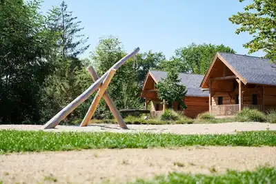 Image de Cozy overnight at 't Heydeveld with your own private outdoor hot tub!